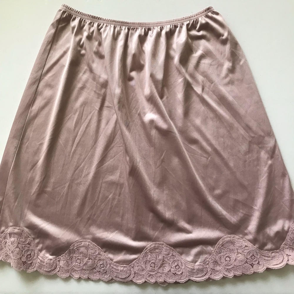 Vintage Vanity Fair Lavender Half Slip with Lace Hem - Picture 2 of 5